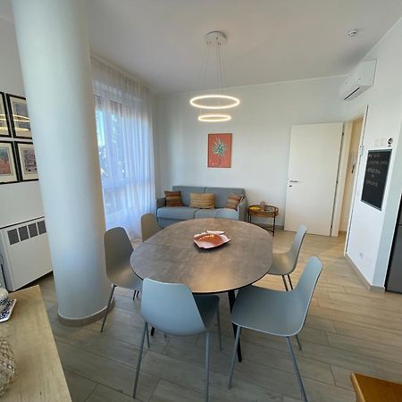 Caprice 2.0 Apartment Peschiera del Garda Bagian luar foto