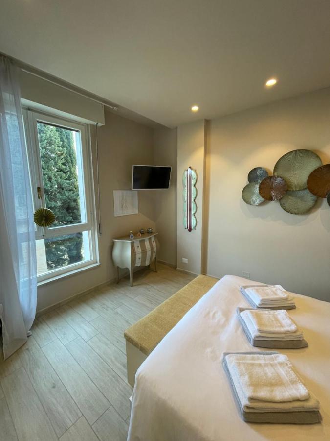 Caprice 2.0 Apartment Peschiera del Garda Bagian luar foto