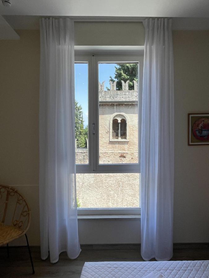 Caprice 2.0 Apartment Peschiera del Garda Bagian luar foto