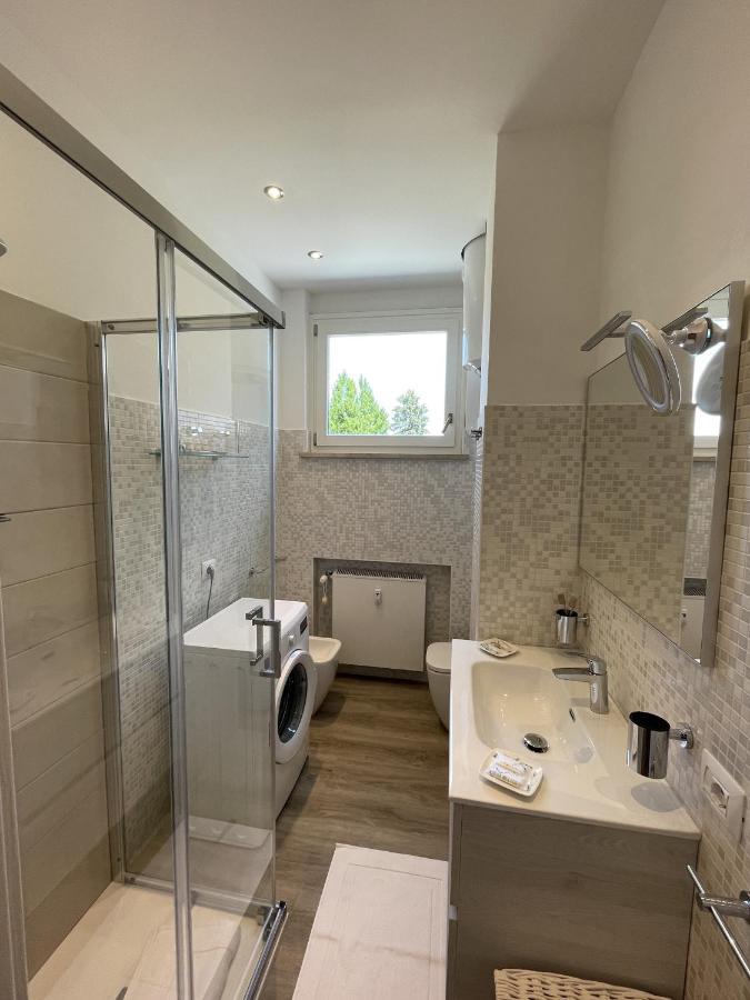 Caprice 2.0 Apartment Peschiera del Garda Bagian luar foto