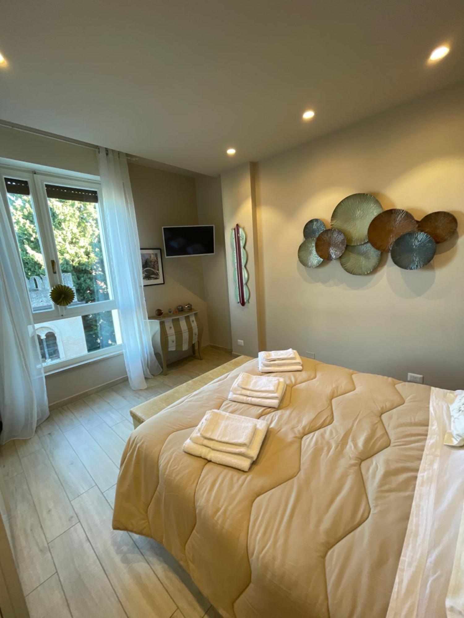 Caprice 2.0 Apartment Peschiera del Garda Bagian luar foto